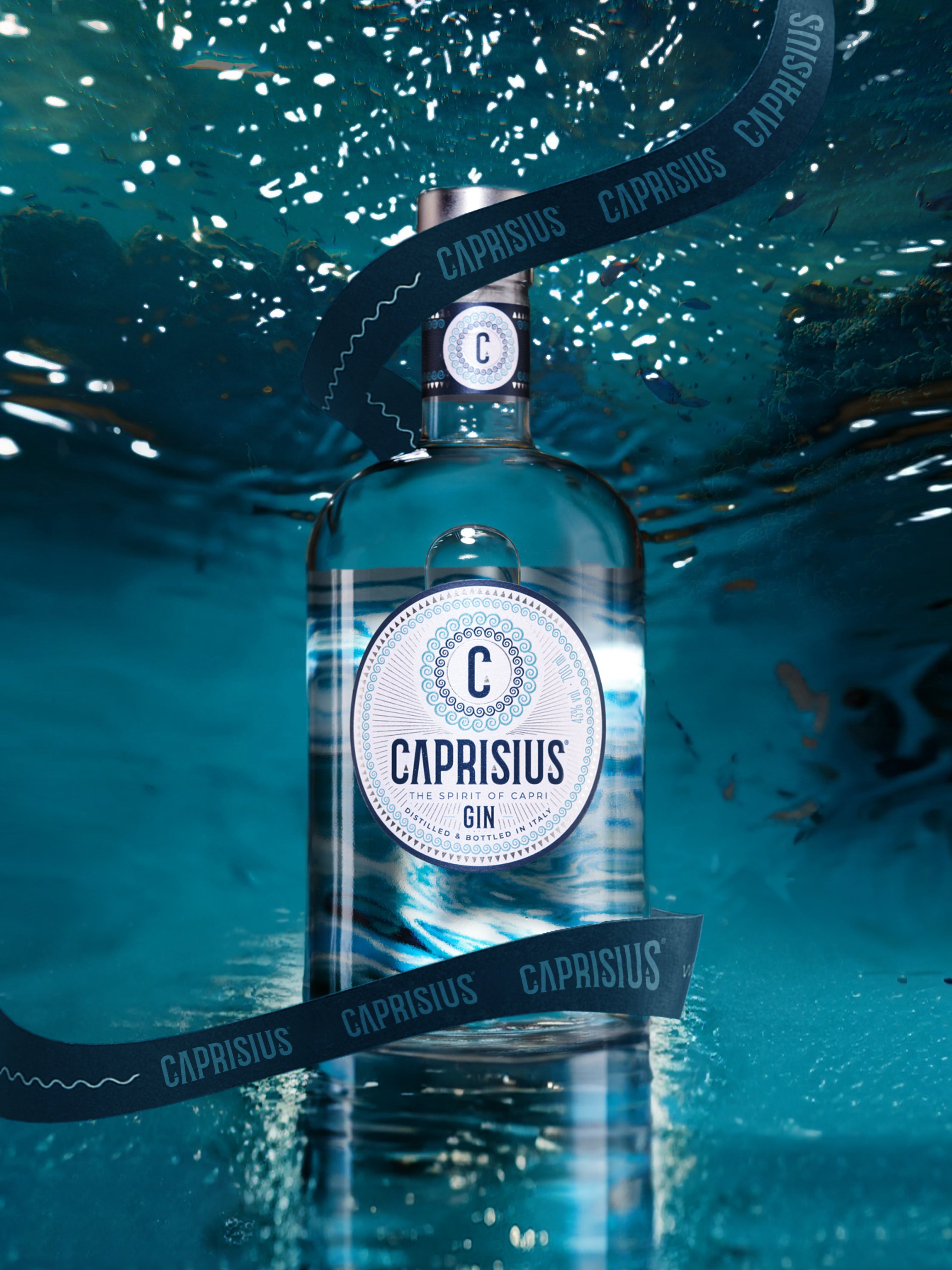 Caprisius gin,gin artigianale italiano,gin ispirato a Capri,botaniche mediterranee,gin campano,gin ispirato ai Faraglioni di Capri, gin italiano,